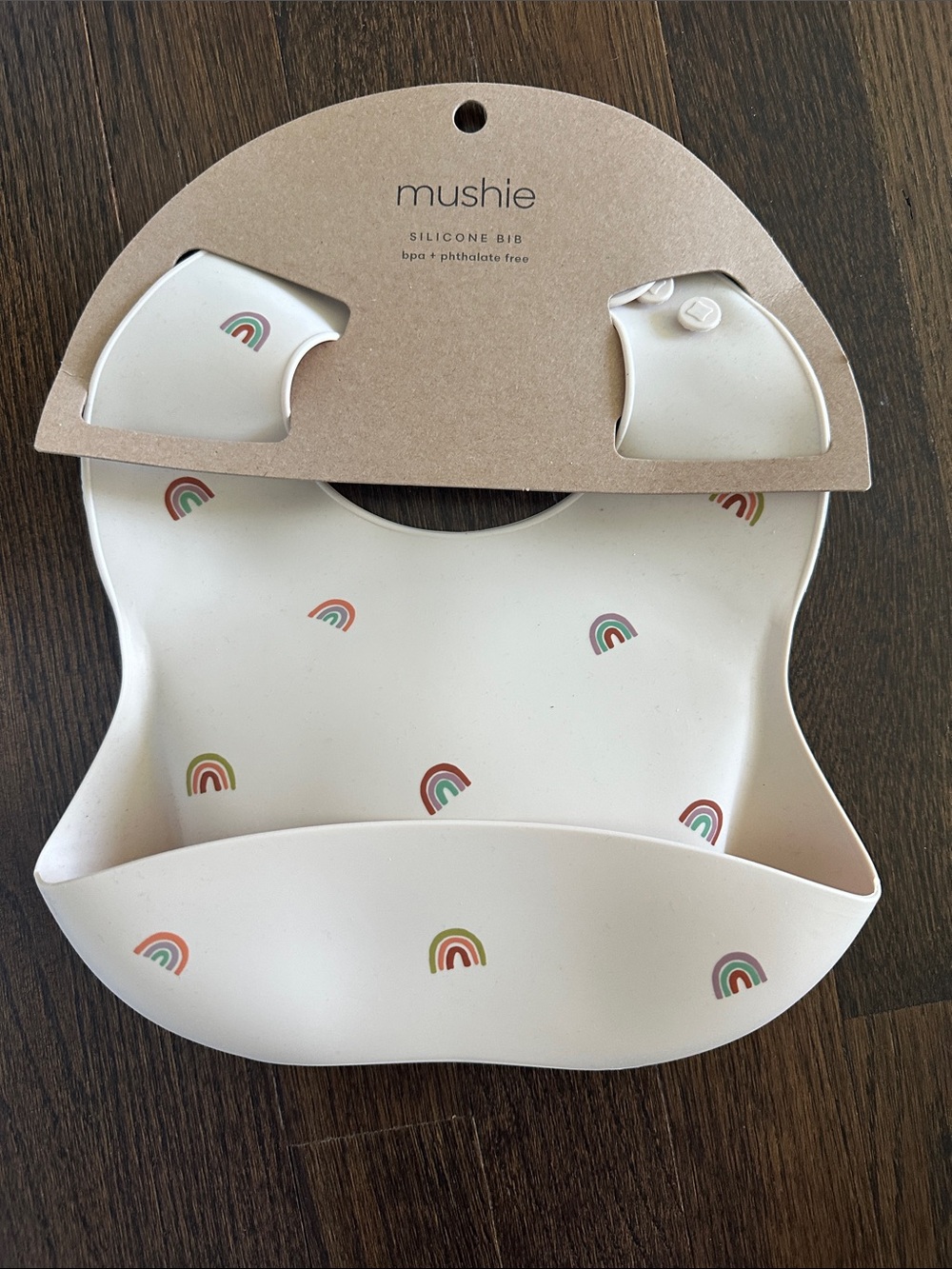 Mushie Cream Silicone Bib with Rainbow Motif